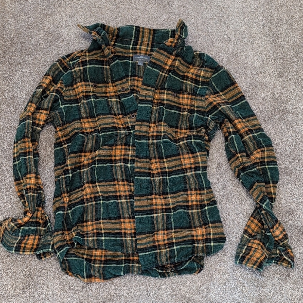 L.L. Bean Signature Green and Orange Plaid Casual Button Down Shirt